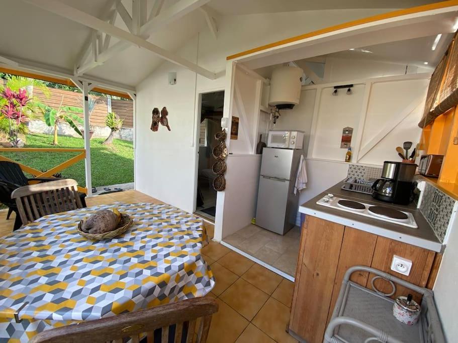 Chalet Avec Piscine Kaz' Basse Bouillante
